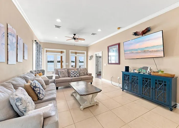 Eagles Nest Sleeps 10 Bay Views Pet-friendly * Gulf Shores