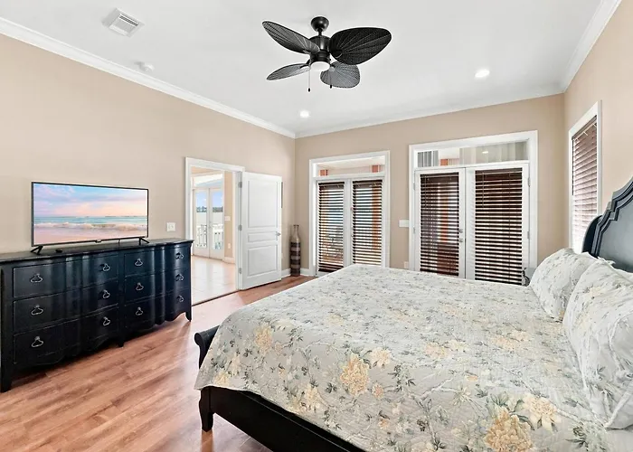 Country house Eagles Nest Sleeps 10 Bay Views Pet-friendly