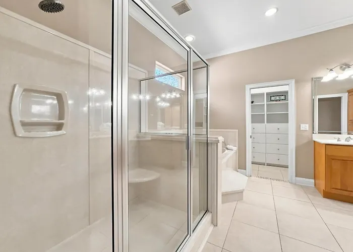 Eagles Nest Sleeps 10 Bay Views Pet-friendly Gulf Shores