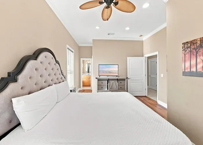 Eagles Nest Sleeps 10 Bay Views Pet-friendly Country house *
