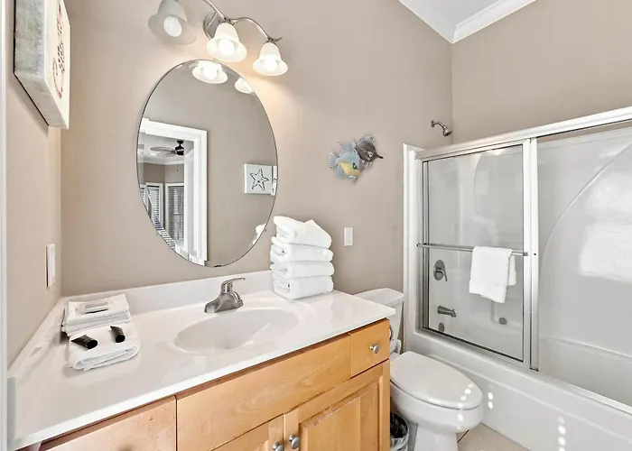Eagles Nest Sleeps 10 Bay Views Pet-friendly Country house *